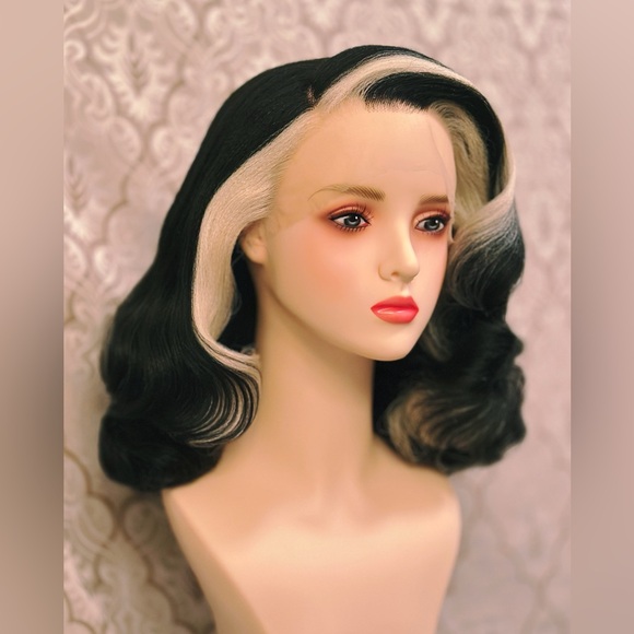 Vixen Inspired Jet Black and Platinum Highlight Lacefront Wig - Picture 2 of 4